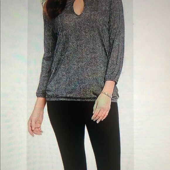 Michael Kors jersey with key hole neckline. M - Picture 8 of 8